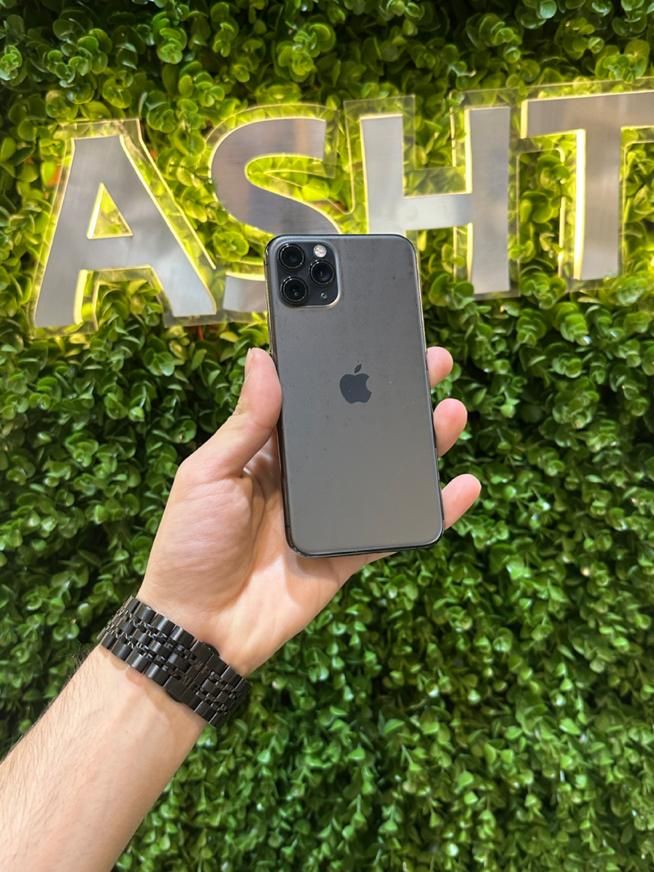 اپل ایفون iPhone 11 Pro با حافظهٔ ۲۵۶ گیگابایت|موبایل|تهران, صادقیه|دیوار