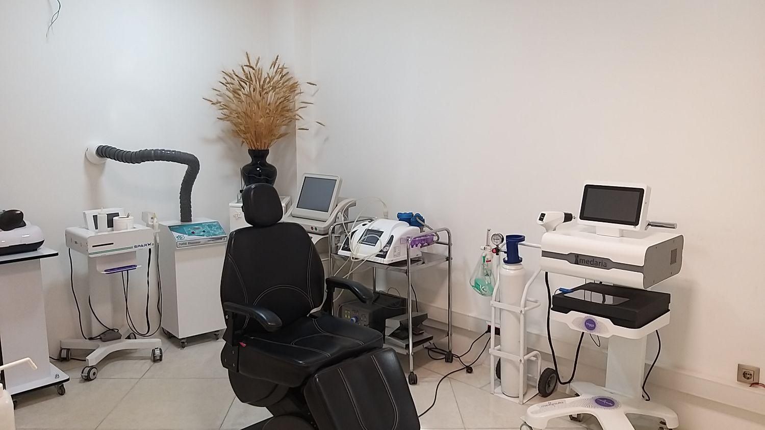 لیزر موهای زائد بدن،ژل،بوتاکس،هایفو،خالبرداری|خدمات آرایشگری و زیبایی|زاهدان, |دیوار