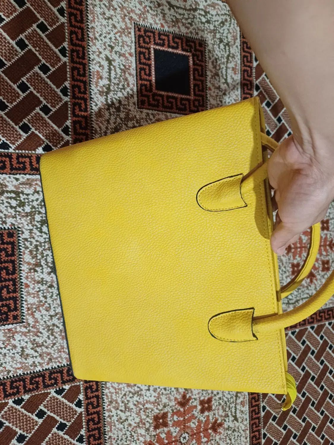 کیف در حد نو یکی از دسته هاش جدا شده 450 خریدم|کیف، کفش، کمربند|اصفهان, خوراسگان|دیوار
