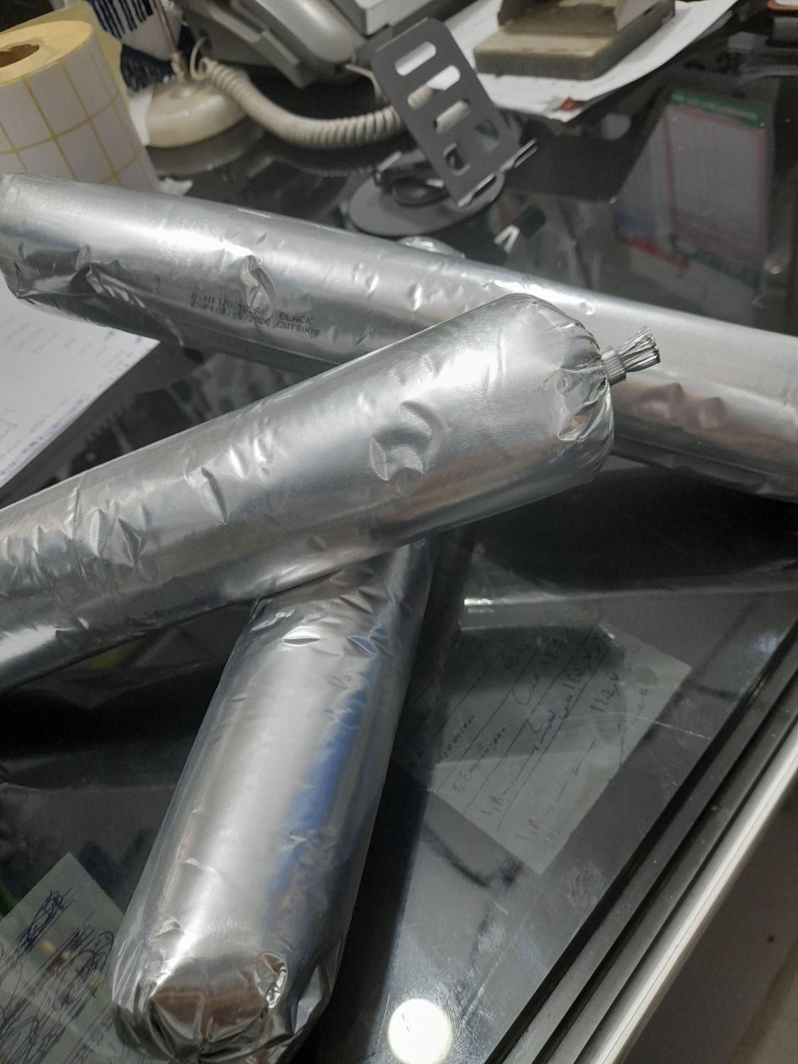 چسب پلی اورتان مشکی و سفید سوسیسی یا کالباسی|عمدهفروشی|کیش, |دیوار