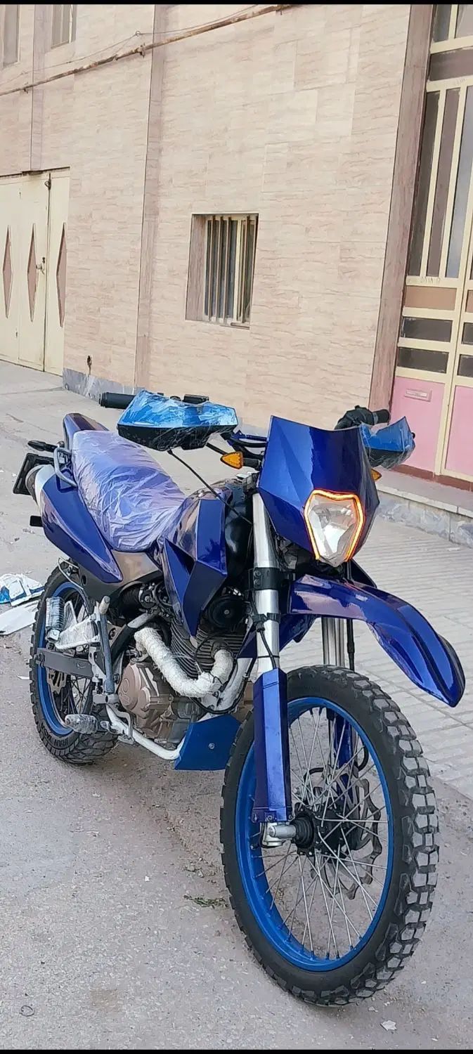 تریل ۲۵۰|موتورسیکلت|کرمانشاه, |دیوار