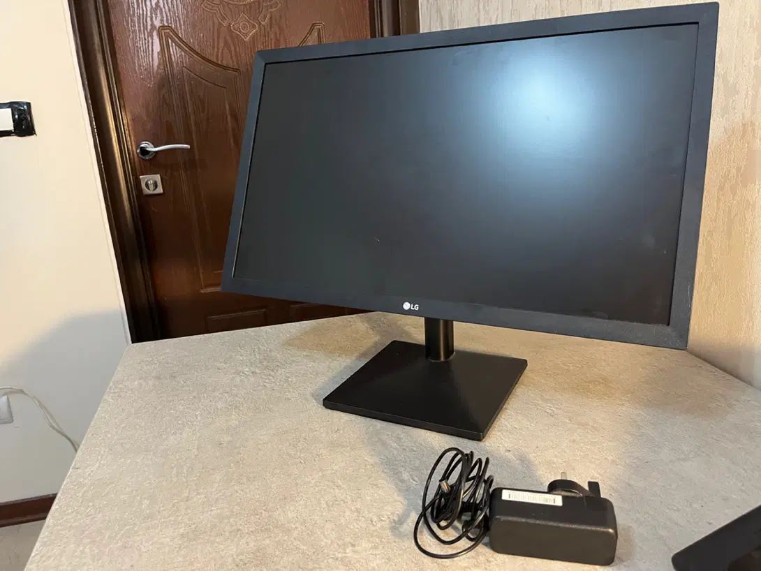 مانیتور LG 22MK400H-B    22 اینچ فول|قطعات و لوازم جانبی رایانه|تهران, شهران شمالی|دیوار
