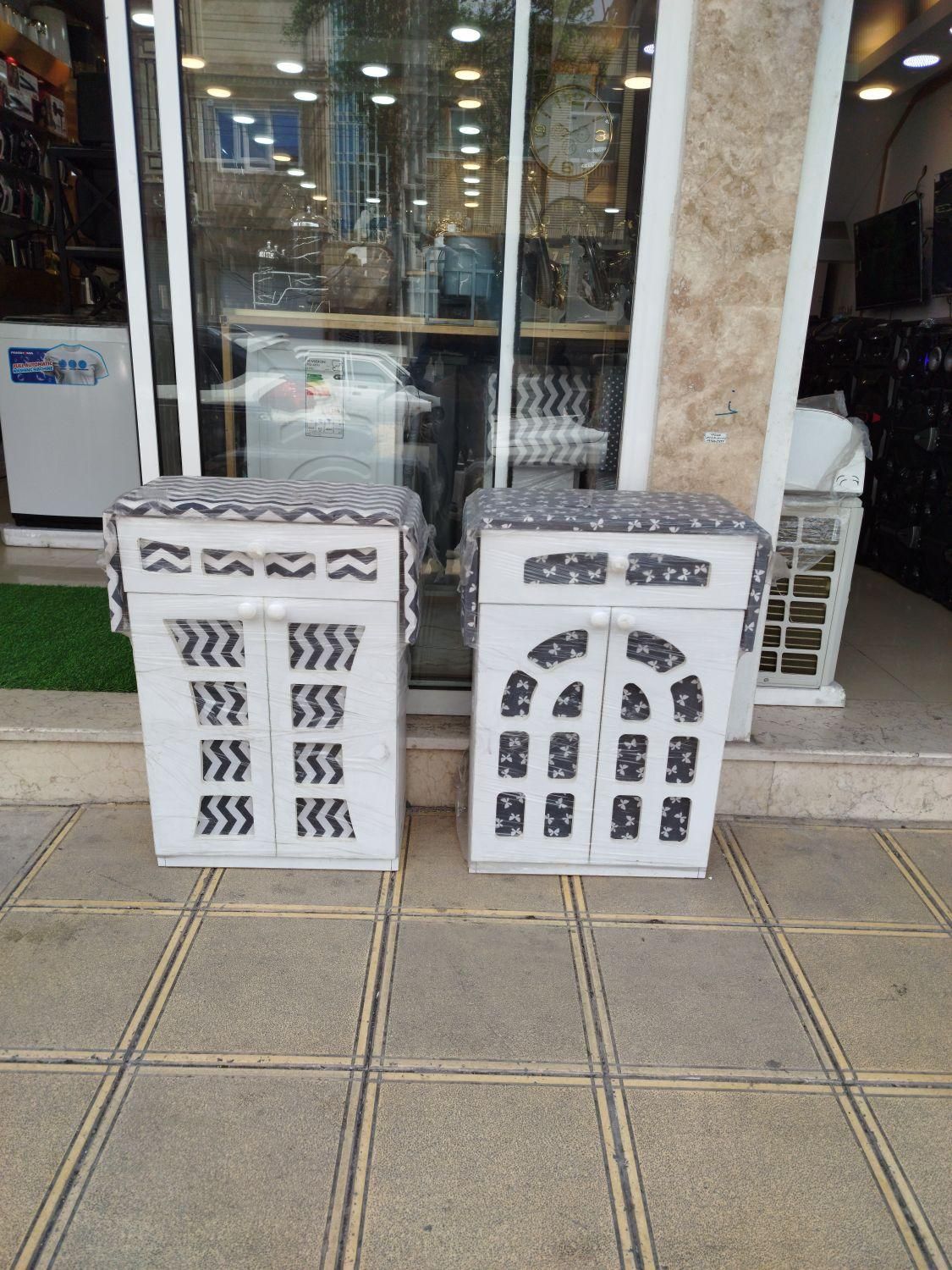 فروش میز اتو و میز چرخ خیاطی ( جلو مبلی عسلی)|مبلمان خانگی و میز عسلی|قم, نیروگاه|دیوار