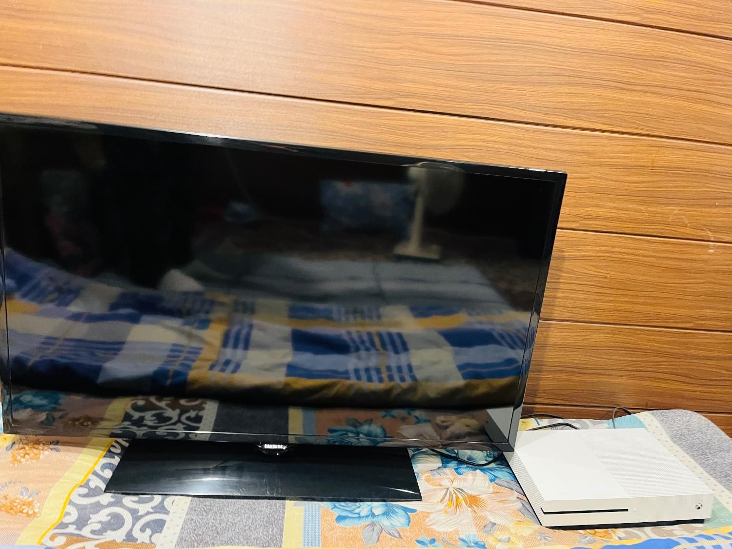 ال سی دی ۴۰اینچ سامسونگ با x box11ترا|کنسول، بازی ویدئویی و آنلاین|تنکابن, |دیوار