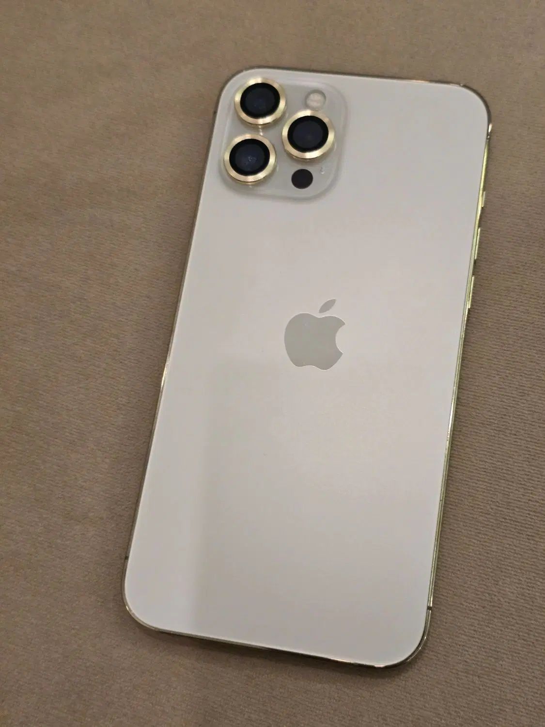 Iphone 12Promax 256g gold|موبایل|تهران, نظام‌آباد|دیوار