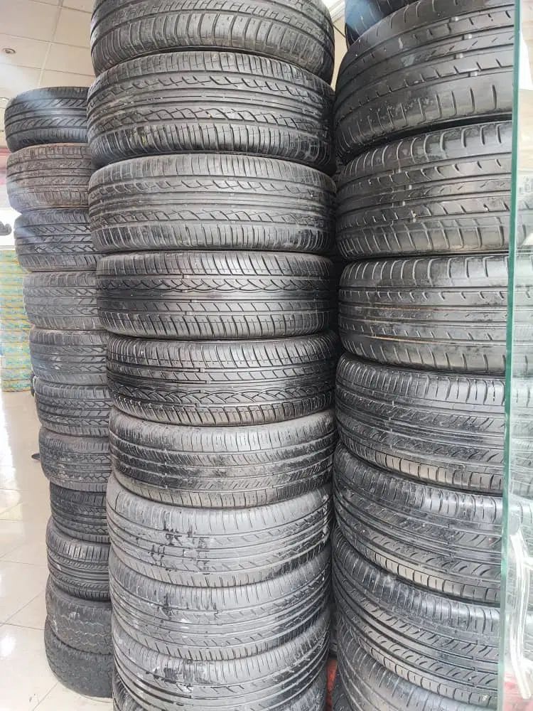 لاستیک دست دوم|قطعات یدکی و لوازم جانبی|اصفهان, گلزار|دیوار