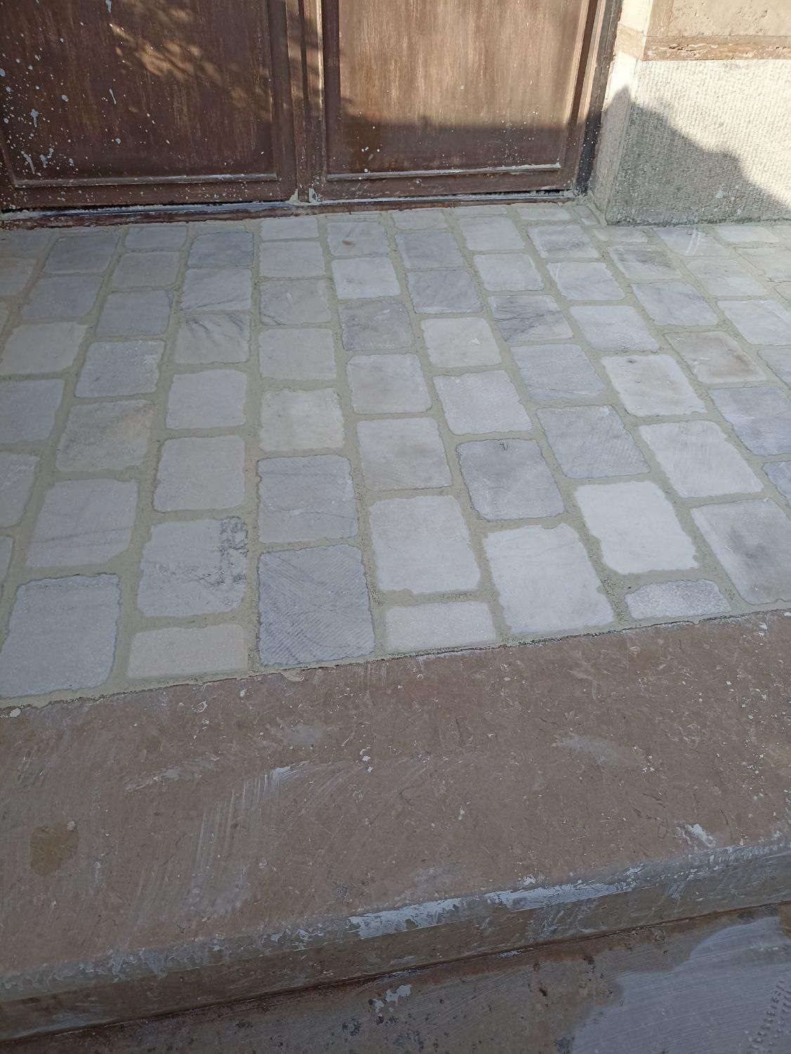 اجراکاشی سرامیک موزاییک چسبی ودوغابی|خدمات پیشه و مهارت|شیراز, دوکوهک|دیوار