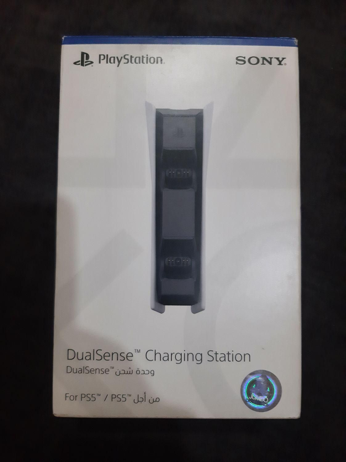 دسته و شارژر  اصلی   ps5|کنسول، بازی ویدئویی و آنلاین|تهران, نارمک جنوبی|دیوار