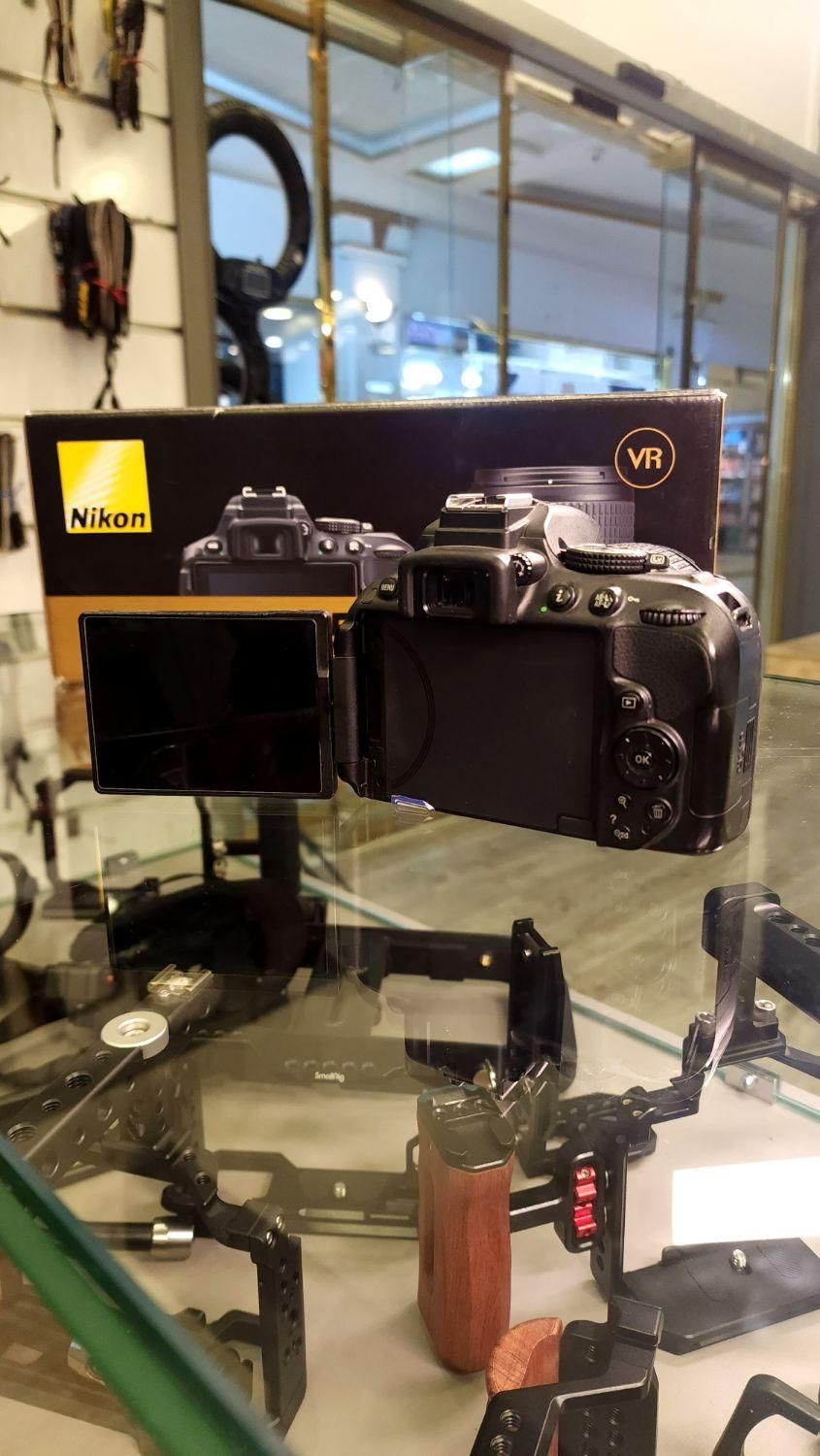 دوربین Nikon D5300 و لنز نیکون 24-120 f 3.5 - 5.6g|دوربین عکاسی و فیلم‌برداری|تهران, فردوسی|دیوار