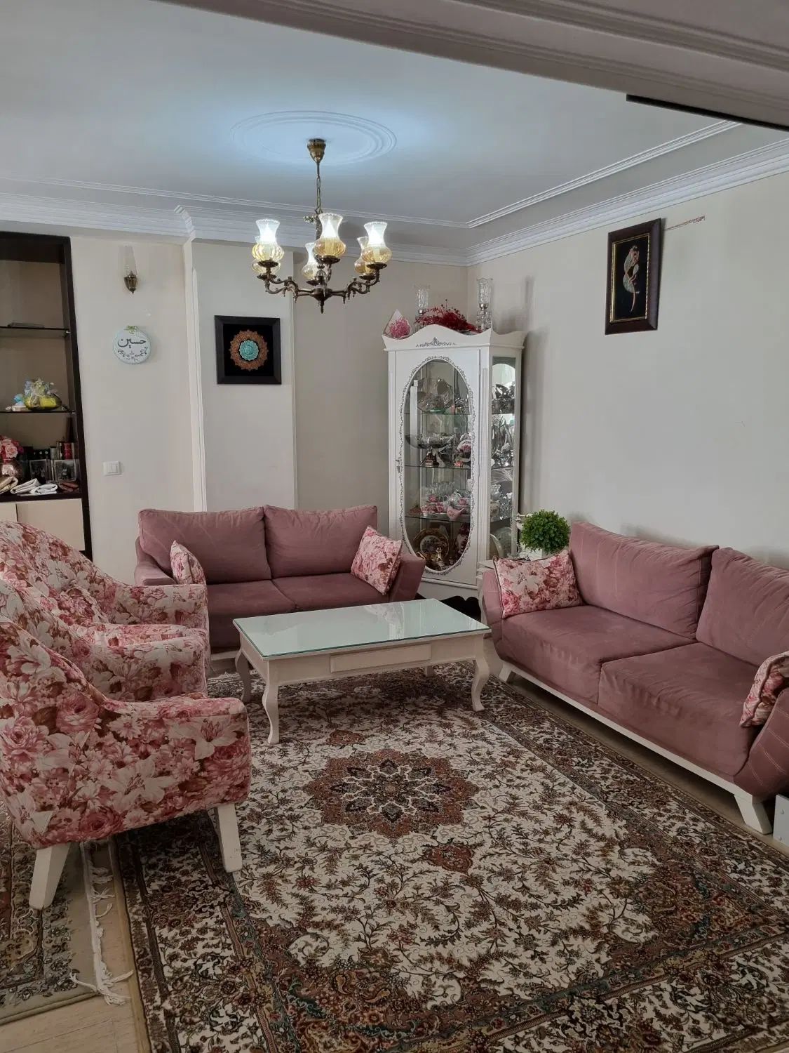 مبلمان ۷نفره میزناهارخوری ۶نفره ویترین|مبلمان خانگی و میز عسلی|تهران, بوستان چیتگر|دیوار