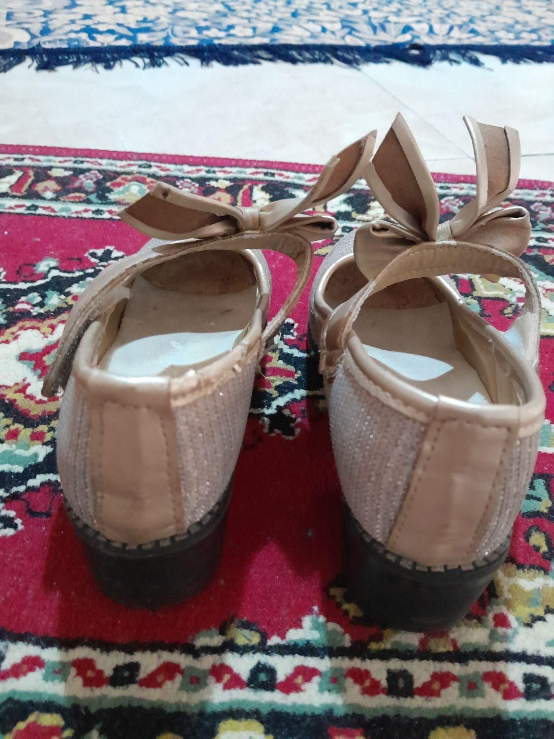 لباس مجلسی وکفش|کفش و لباس بچه|رشت, فلسطین|دیوار