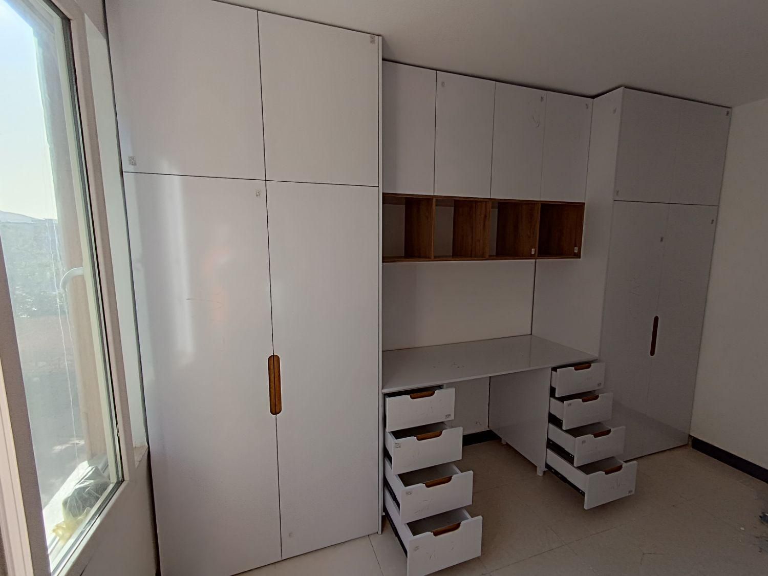 کمددیواری ومیز تحریر|مصالح و تجهیزات ساختمان|قروه, |دیوار