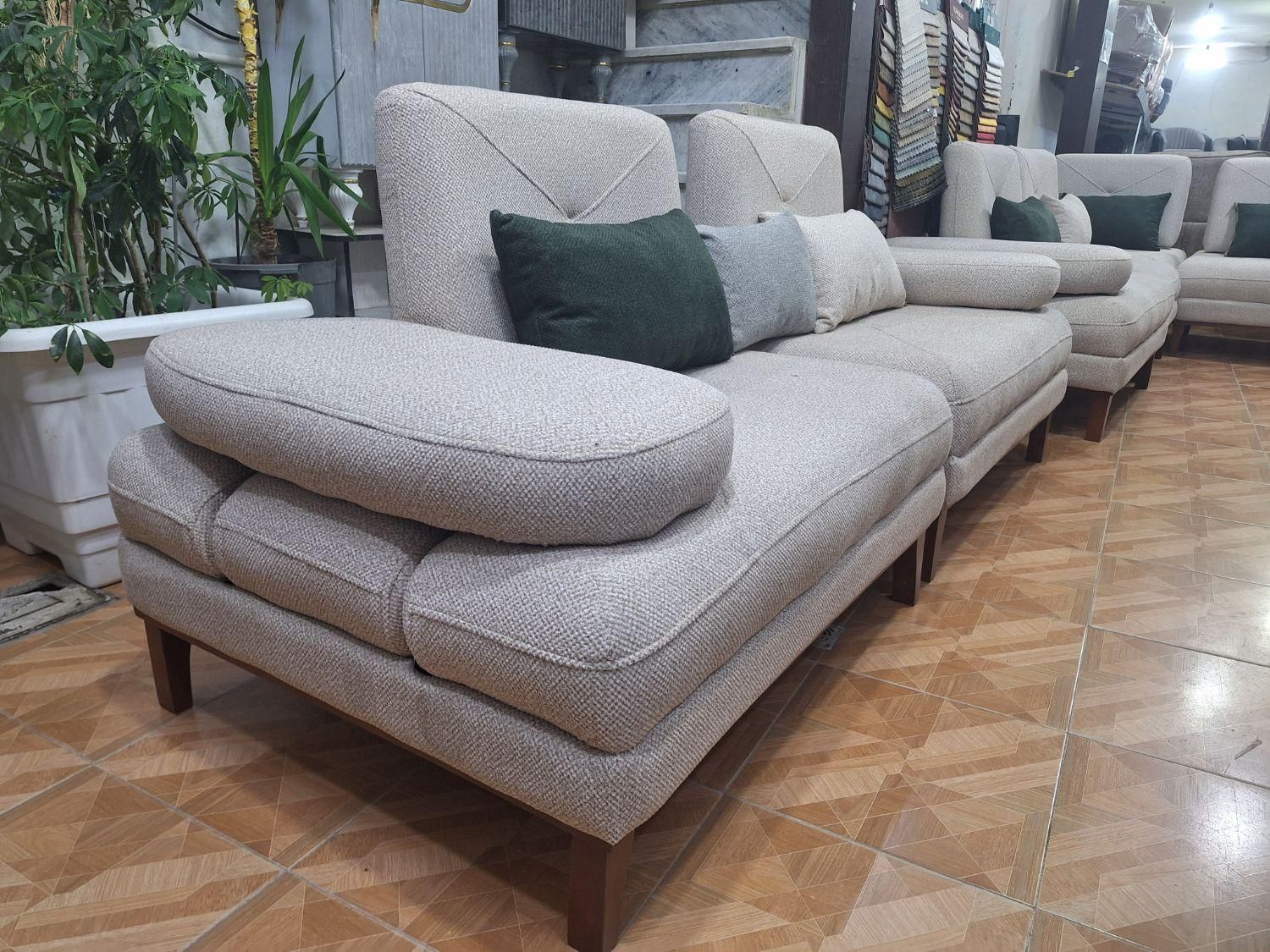 مبل راحتی ال ۸نفره|مبلمان خانگی و میز عسلی|مشهد, خواجه ربیع|دیوار