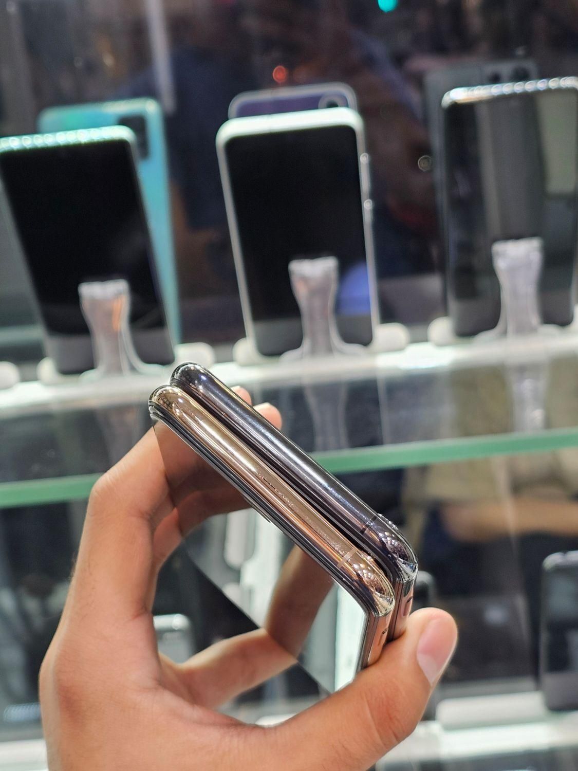 گوشی اپل iphone Xs Max حافظه ی 64 گیگ|موبایل|شیراز, ملاصدرا|دیوار