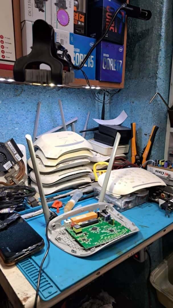 تعمیر مودم wifi (ADSL) ، فیبر نوری و سیم کارتی|خدمات رایانه‌ای و موبایل|فومن, |دیوار