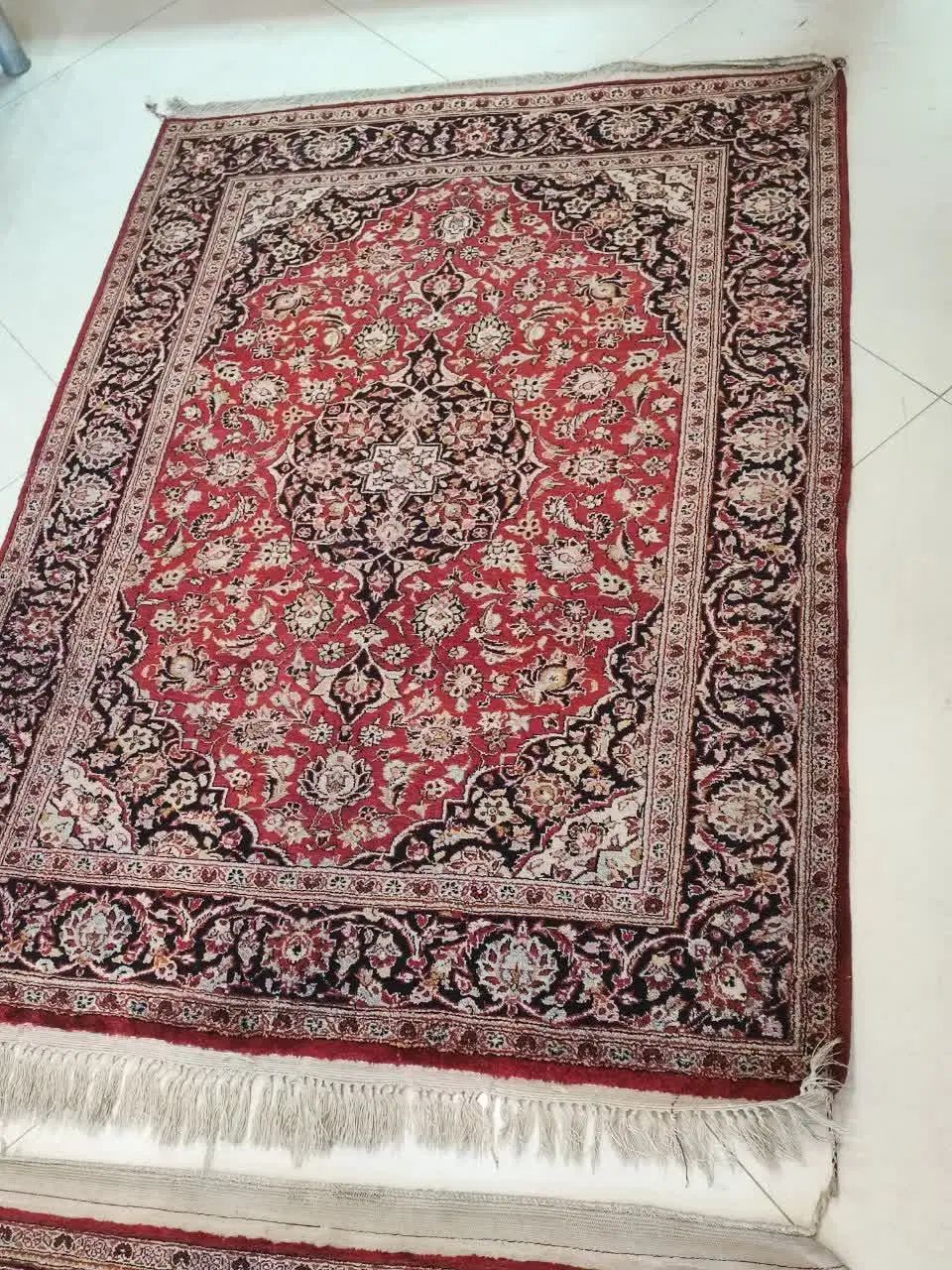 دوعددفرش‌دستبافت‌‌قدیمی‌زرونیم|فرش|اصفهان, مفتح|دیوار