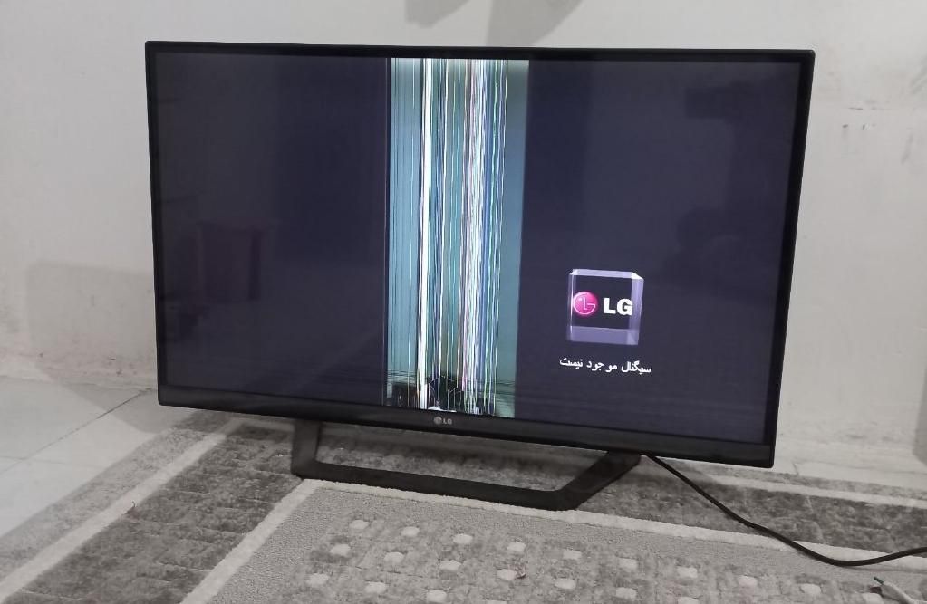 تلوزیون ۳ بعدی LG کاملا سالم LCD شکسته|تلویزیون و پروژکتور|شیراز, میانرود|دیوار