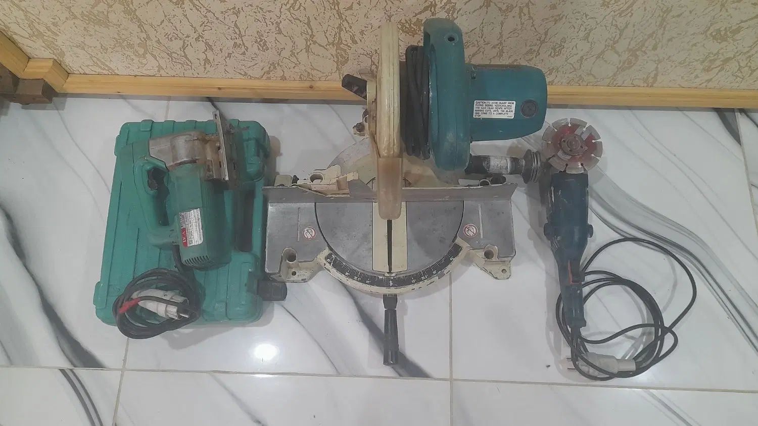 فارسی بر ماکیتا ، عمود بر Dca و دستگاه فرز رونیکس|ابزارآلات|رشت, سعدی (تختی)|دیوار