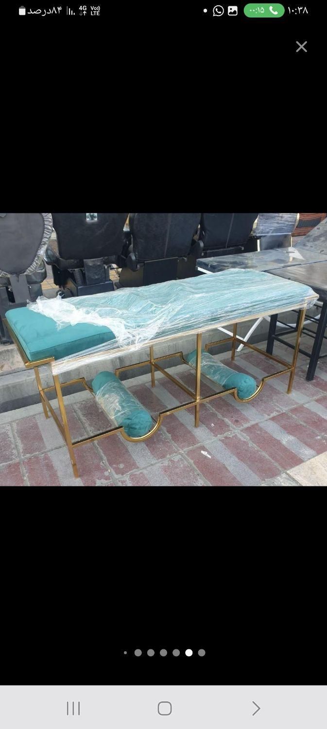 تخت فیشیال. ترولی. آینه چرخدار. پاف. میز ناخن|آرایشگاه و سالن‌های زیبایی|ماهدشت, |دیوار