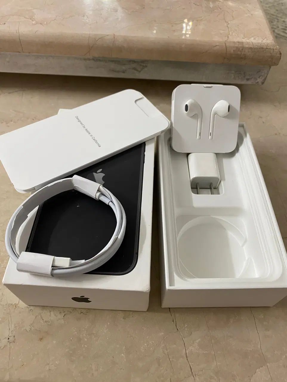 اپل iPhone 11 با حافظهٔ ۱۲۸ گیگابایت|موبایل|مشهد, دانشجو|دیوار
