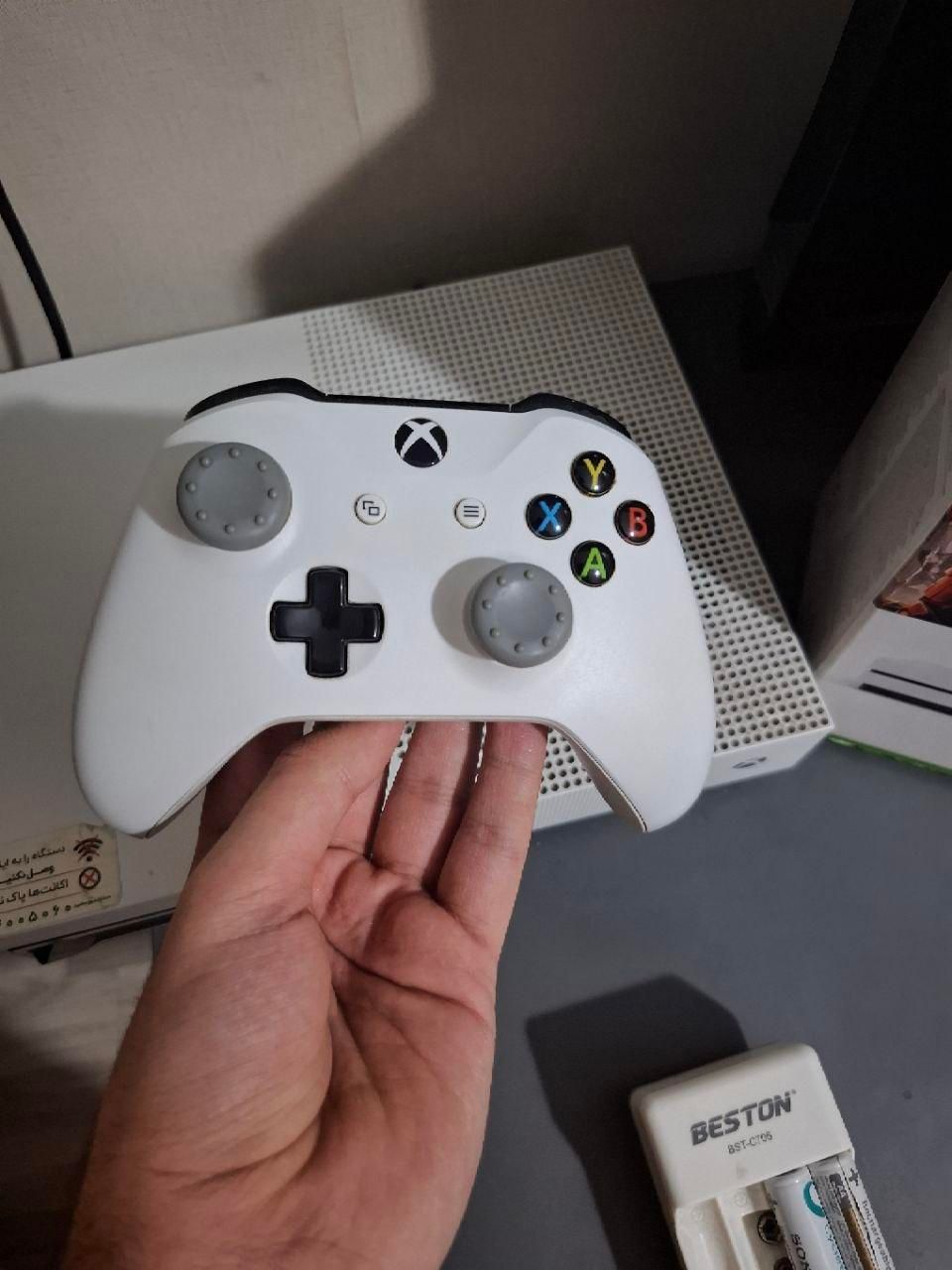 Xbox one s|کنسول، بازی ویدئویی و آنلاین|تهران, کوی بیمه|دیوار