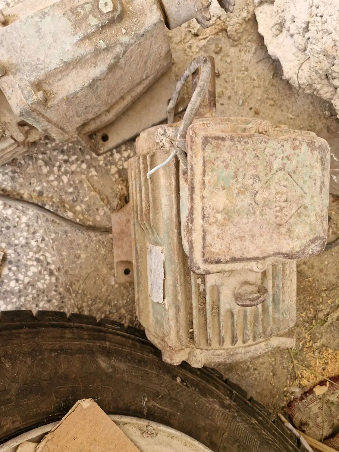 سلام کوچکها ۱اسب یکی کیربکسدار  بزگ ۵اسب کارکارده|ابزارآلات|زاهدان, |دیوار