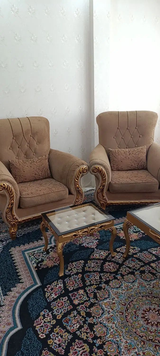 مبل نیمه سلطنتی هفت نفره در حد نو|مبلمان خانگی و میز عسلی|مشهد, ایثار|دیوار
