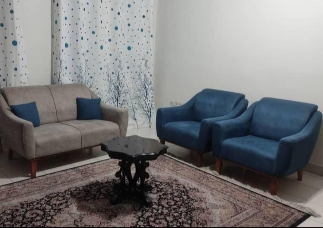 اجاره آپارتمان شهر صدرا تمیز|اجارهٔ کوتاه‌مدت آپارتمان و سوئیت|صدرا-فارس, |دیوار