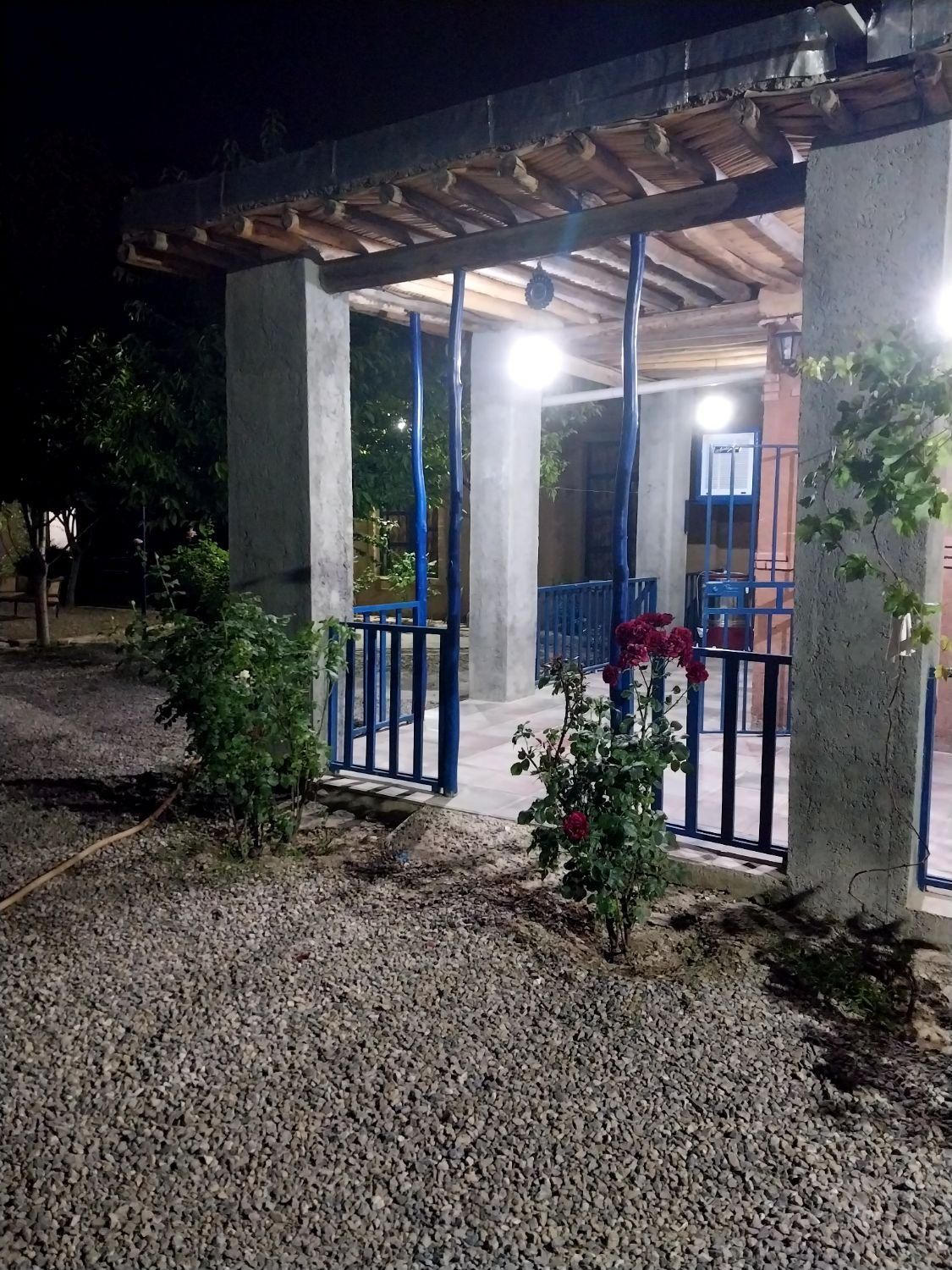 اجاره روزانه سوییت منزل ویلا باغ در قالب اقامتگاه|اجارهٔ کوتاهمدت آپارتمان و سوئیت|کنگاور, |دیوار