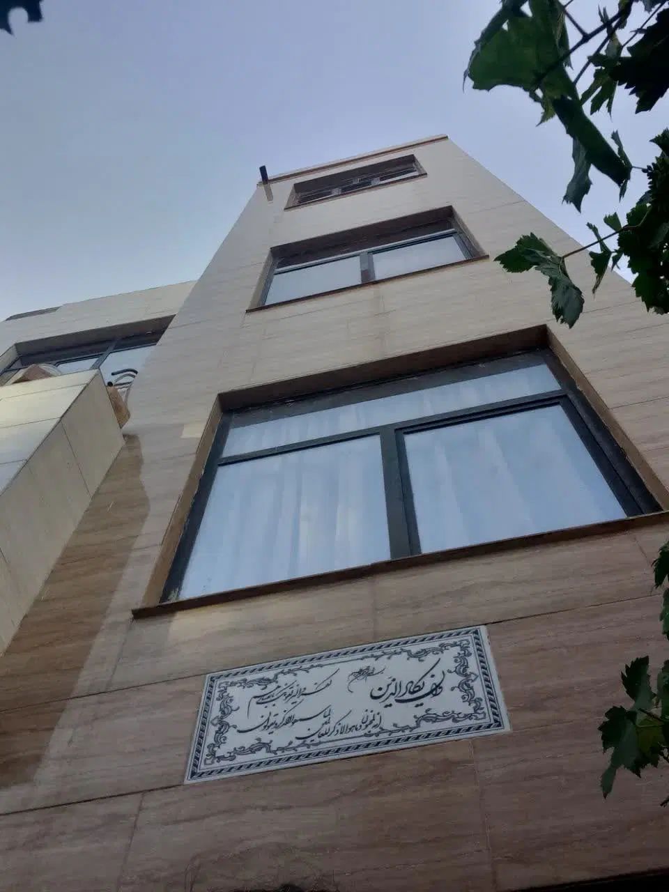 واحد ۸۵ متری با پارکینگ سیدی، بولوار سپاه|فروش آپارتمان|مشهد, شهرک بهارستان|دیوار