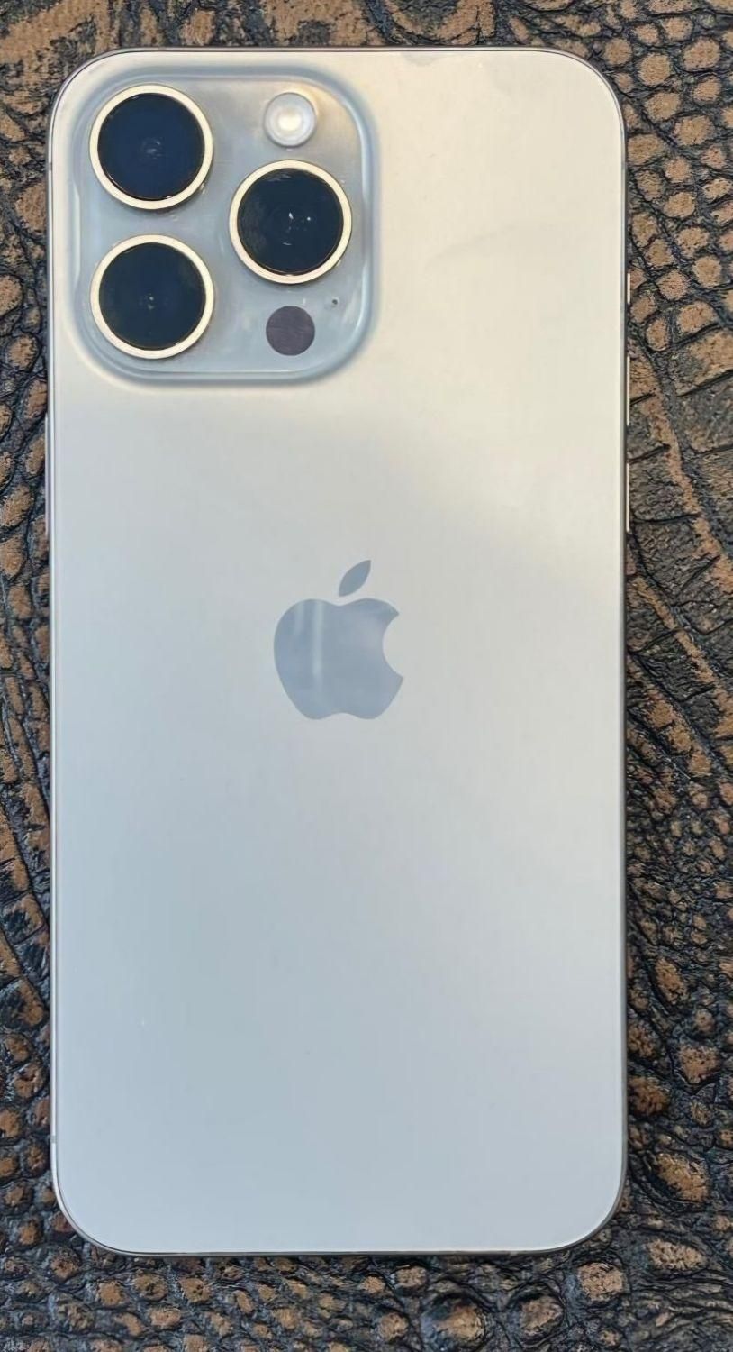 اپل iPhone 15 Pro Max با حافظهٔ ۲۵۶ گیگابایت|موبایل|تبریز, |دیوار