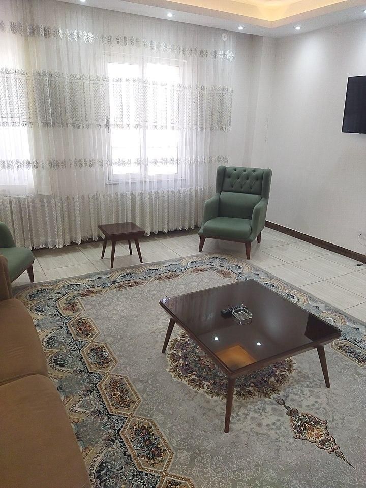 اجاره روزانه/هفتگی/ماهانه آپارتمان ۱۰۰ متری|اجارهٔ کوتاه‌مدت آپارتمان و سوئیت|سرعین, |دیوار