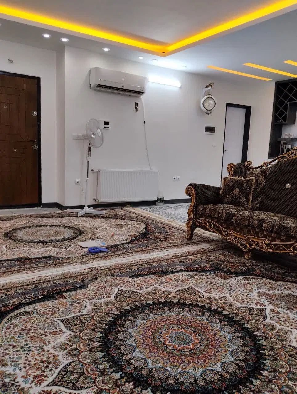 آپارتمان ۱۰۰متری ۲خواب جنوبی خ کاوه خ آزادی|فروش آپارتمان|اصفهان, شهرک کاوه|دیوار