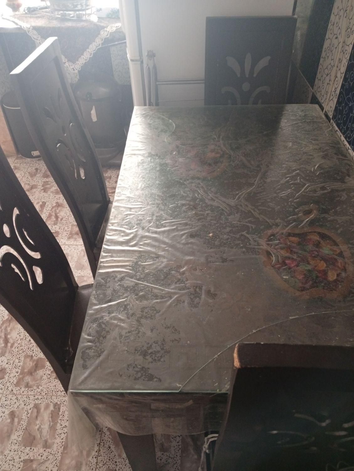 میز غذاخوری|میز و صندلی غذاخوری|تربت جام, میان جام|دیوار