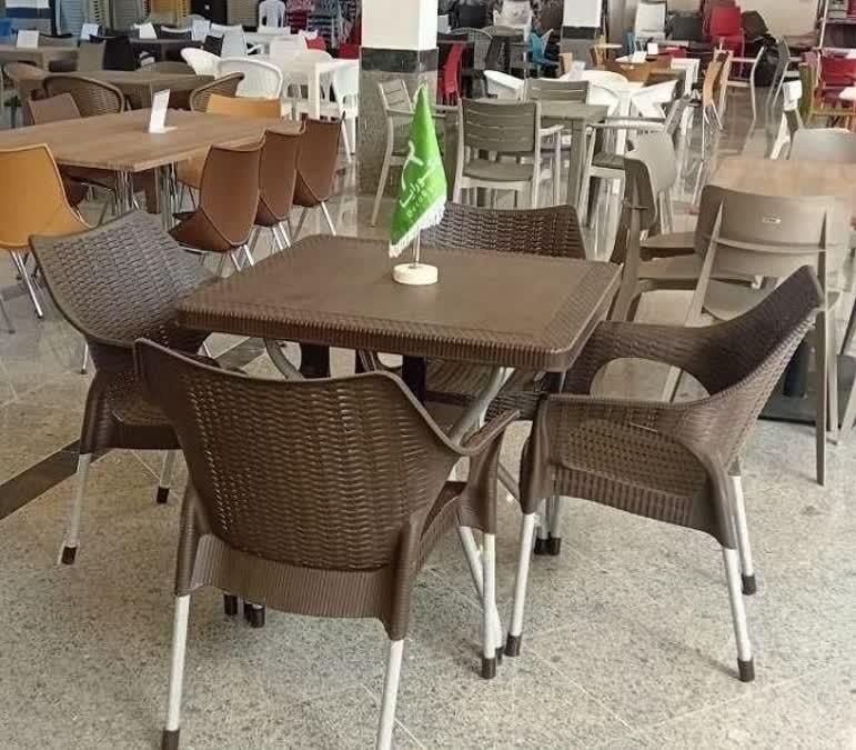 صندلی پلاستیکی همه کاره تاشو ثابت کافه ها رستورانی|میز و صندلی غذاخوری|مشهد, عبادی|دیوار