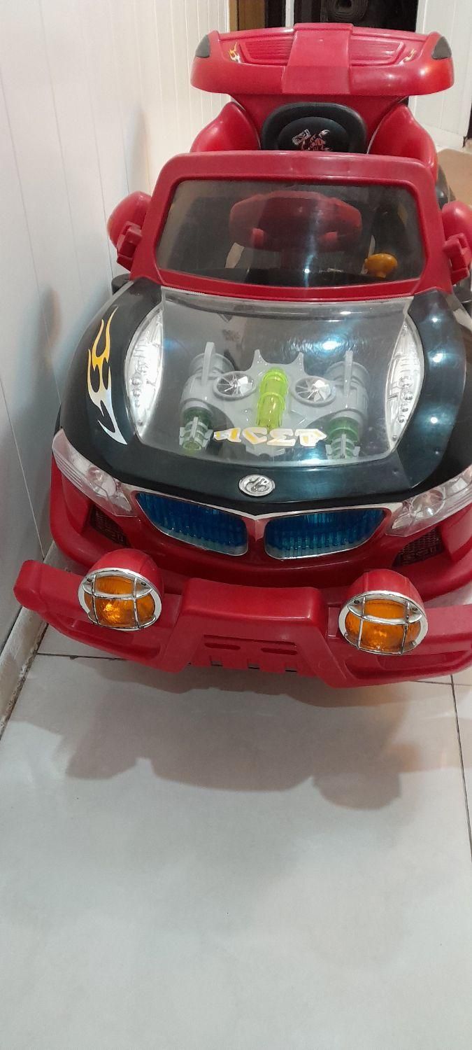 ماشین شارژی کاملا سالم|اسباببازی|اصفهان, باغ نگاره|دیوار