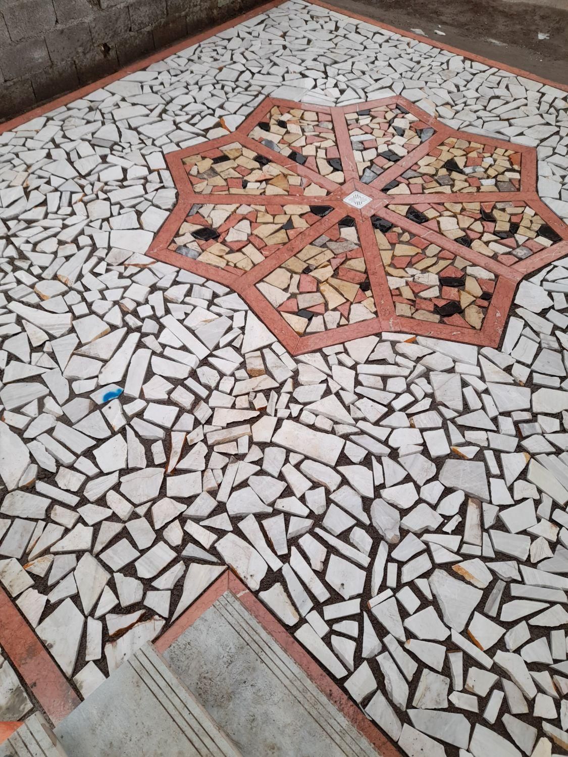 اجرای تخصصی سنگ لاشه محوطه و پارکینگ|خدمات پیشه و مهارت|رشت, دیلمان|دیوار