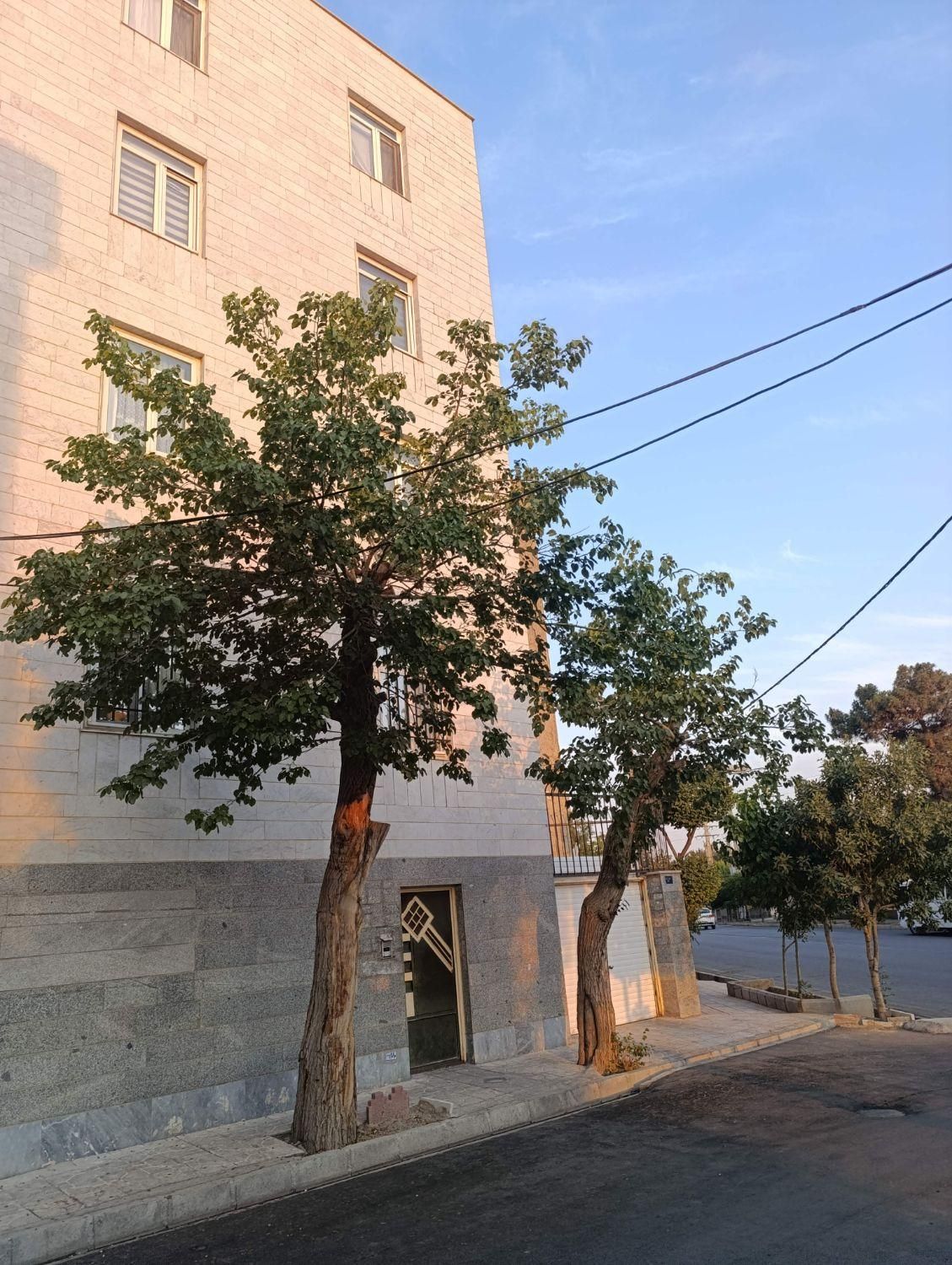 اجاره آپارتمان ۹۲ متری ۲ خوابه طبقه ۳ در دولت‌آباد|اجارهٔ آپارتمان|کرج, دولت‌آباد|دیوار