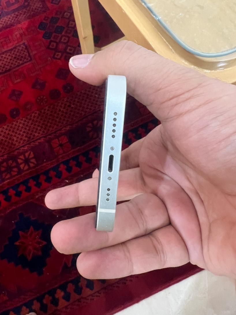 اپل iPhone 13 با حافظهٔ ۱۲۸ گیگابایت|موبایل|دلیجان, |دیوار