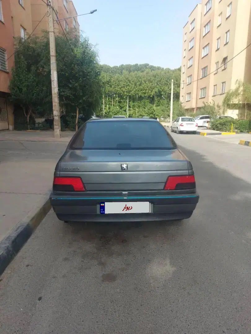 پژو ۴۰۵ نوک مدادی مدل ۸۲|خودرو سواری و وانت|تهران, هروی|دیوار