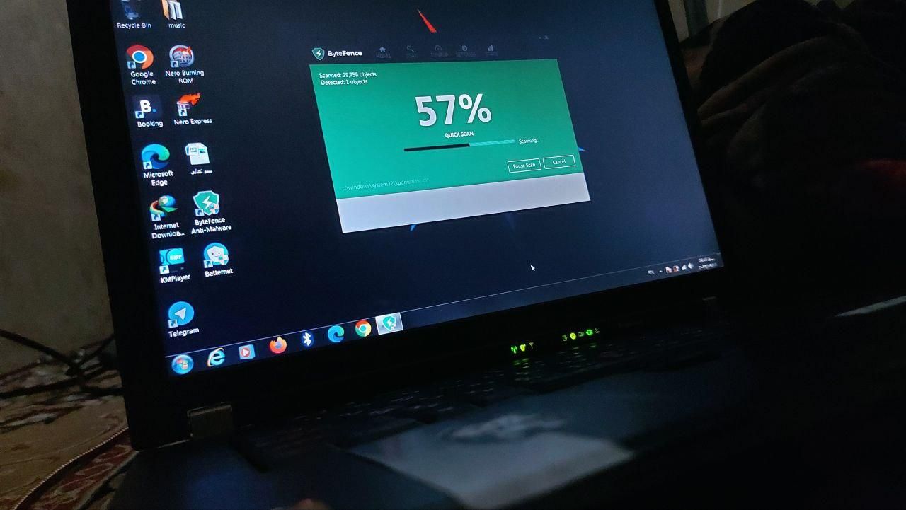 لپتاپ لنوو ThinkPad t400 فقط ۴۷۵۰ تومن|رایانه همراه|تهران, تهرانپارس شرقی|دیوار
