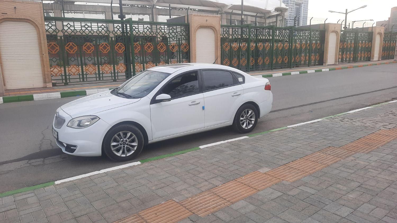 برلیانس H330 اتوماتیک 1650cc مدل۱۳۹۷|خودرو سواری و وانت|مشهد, موسوی قوچانی|دیوار