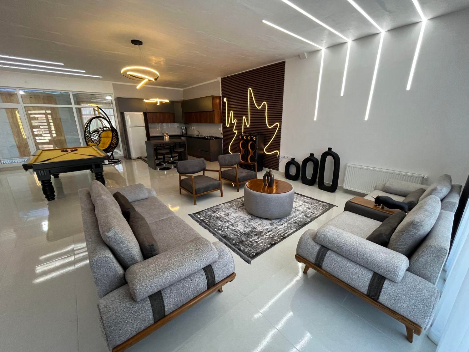 اجاره ویلا مدرن ژیـگِــس zhiges (مالک هستم)|اجارهٔ کوتاه‌مدت ویلا و باغ|کرج, فاز ۳ مهرشهر|دیوار