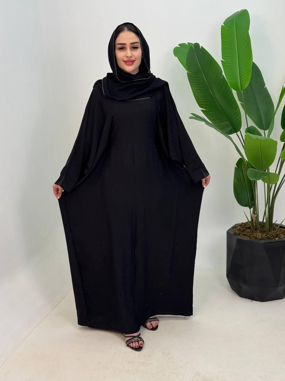 عبازنانه|لباس|بندر دیر, |دیوار