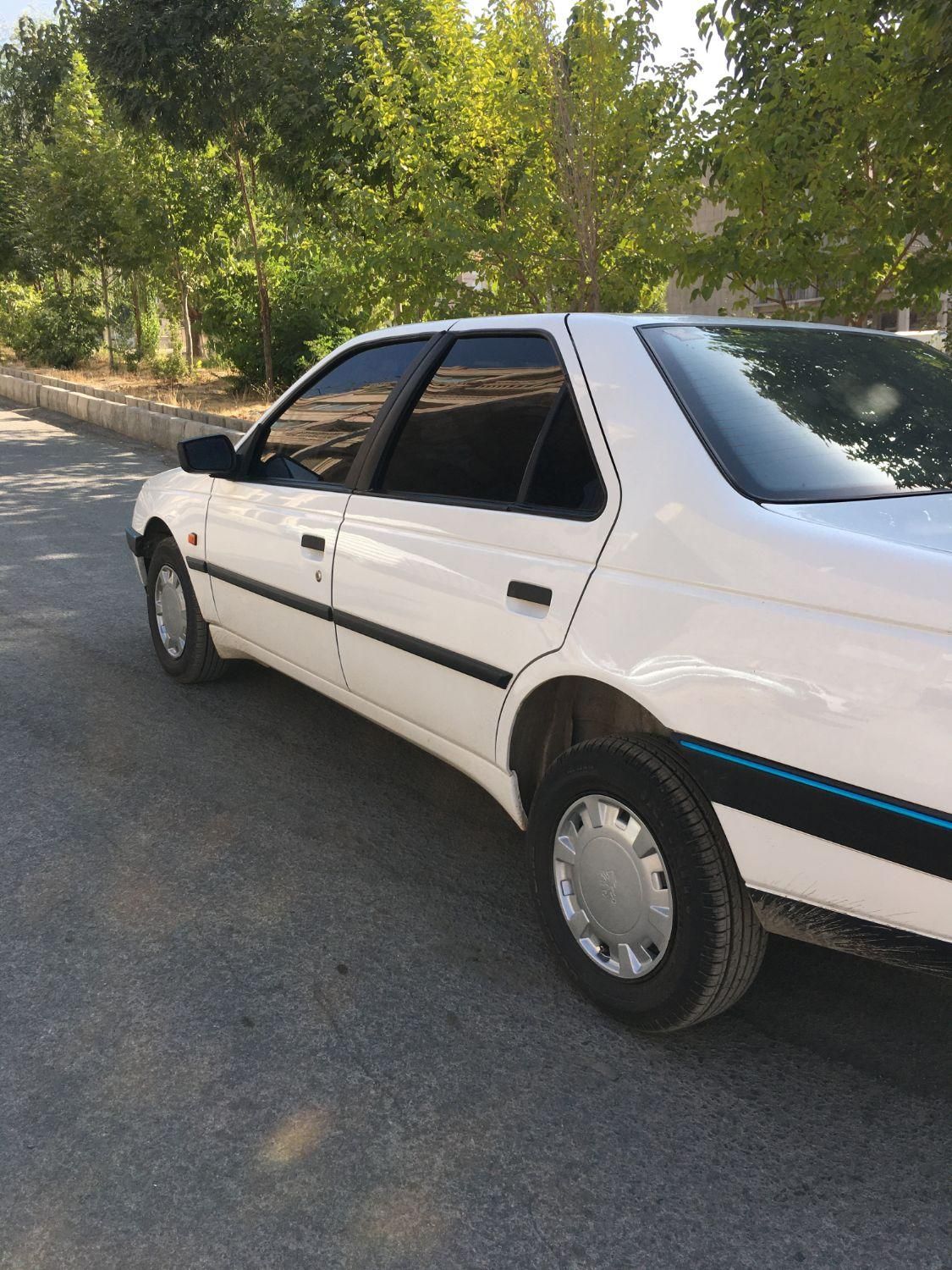 شیشه دودی(شفاف از داخل) آمریکایی.کاور.سلفن چراغ|خدمات موتور و ماشین|سنندج, |دیوار