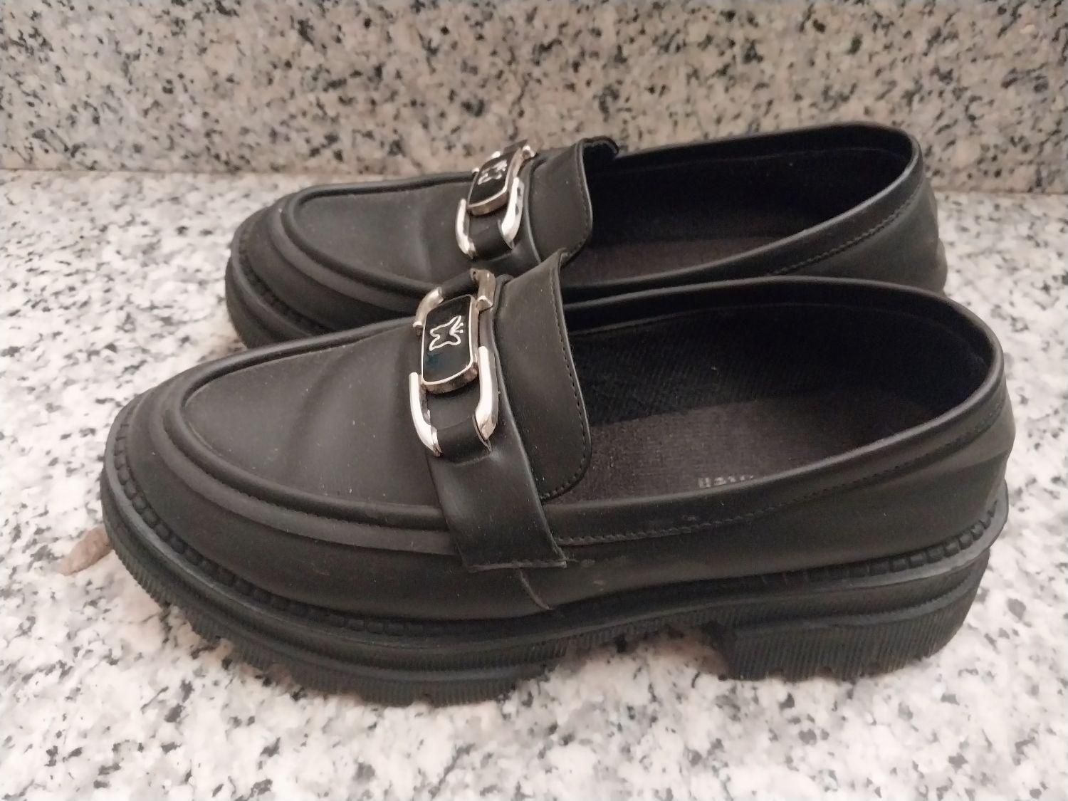 کفش زنانه در حد نو، سایز ۳۹|کیف، کفش، کمربند|خمینیشهر, |دیوار