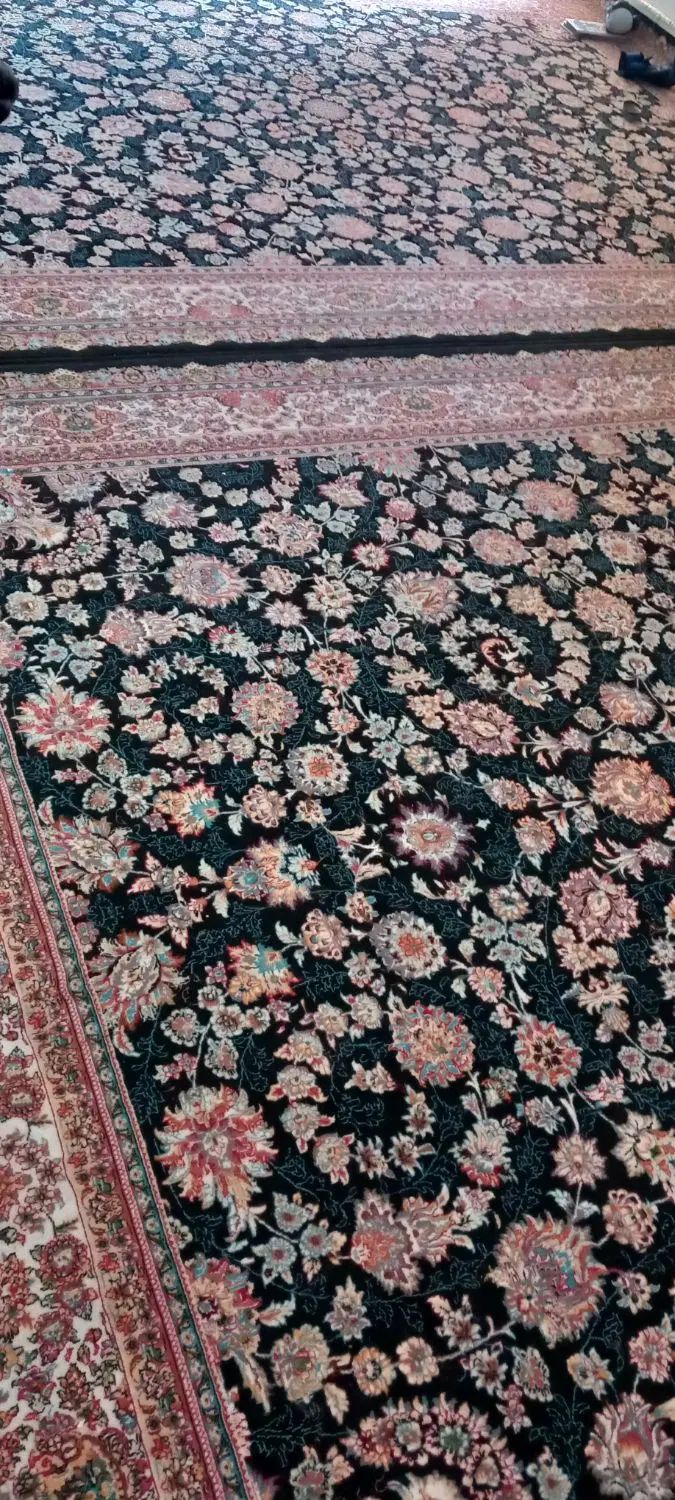 دوعدد فرش ۱۰۰۰ شانه ۹ متری بدون سوختگی وپارگی|فرش|کوهدشت, |دیوار