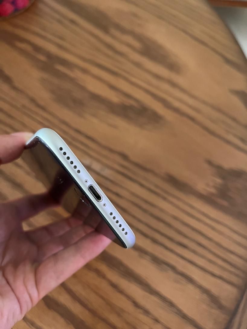اپل iPhone SE (2020) با حافظهٔ ۱۲۸ گیگابایت|موبایل|تهران, زرکش|دیوار