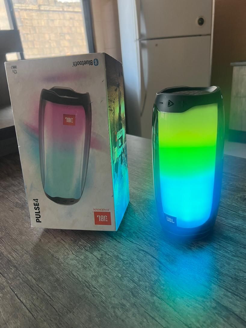 اسپیکر اصلی jbl pulse 4 در حد نو|پخش‌کننده همراه|اصفهان, برازنده|دیوار