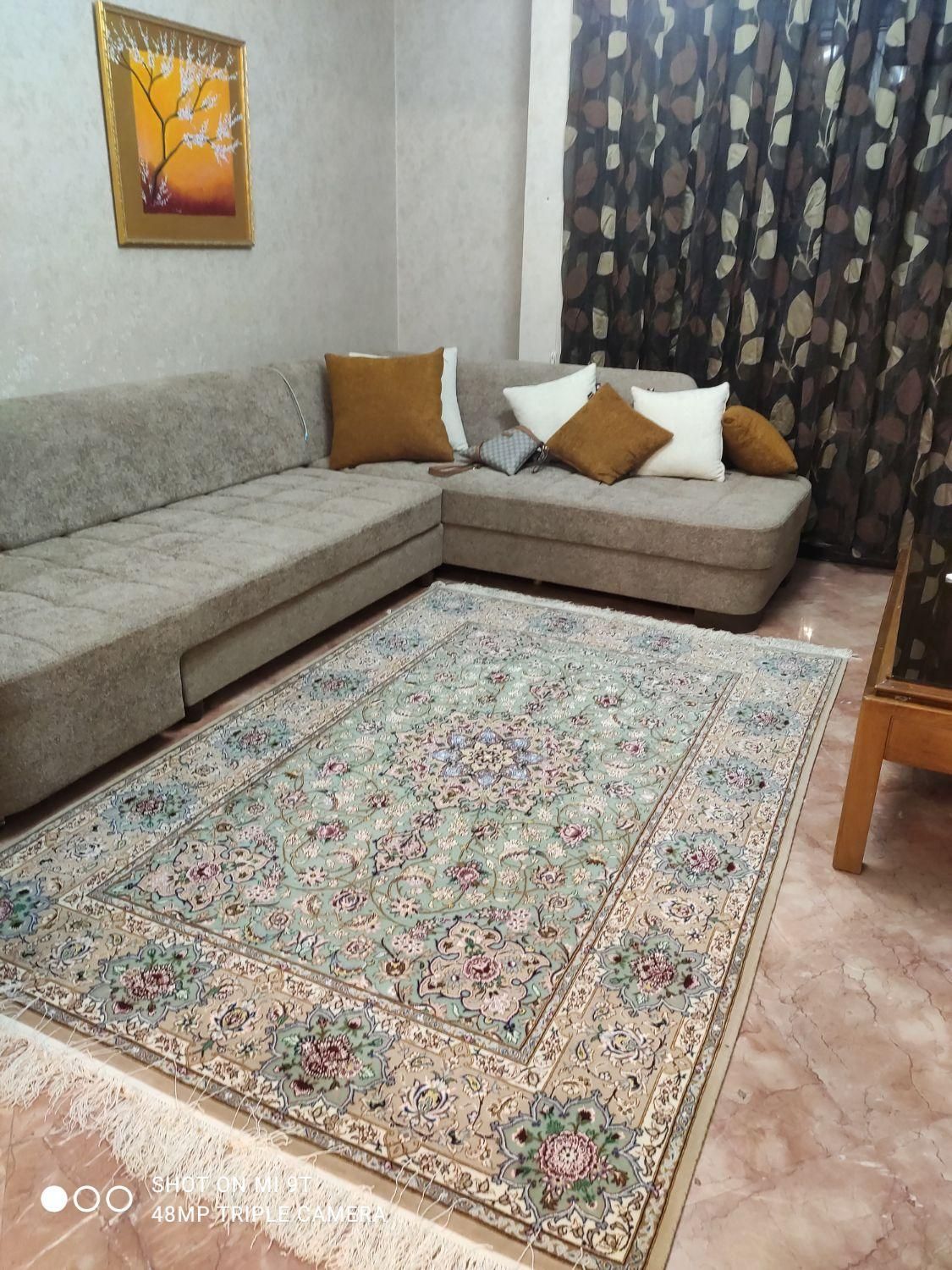 فرش اصفهان چله وگل ابریشم 60 رج در انواع طرح و رنگ|فرش|تهران, فرمانیه|دیوار